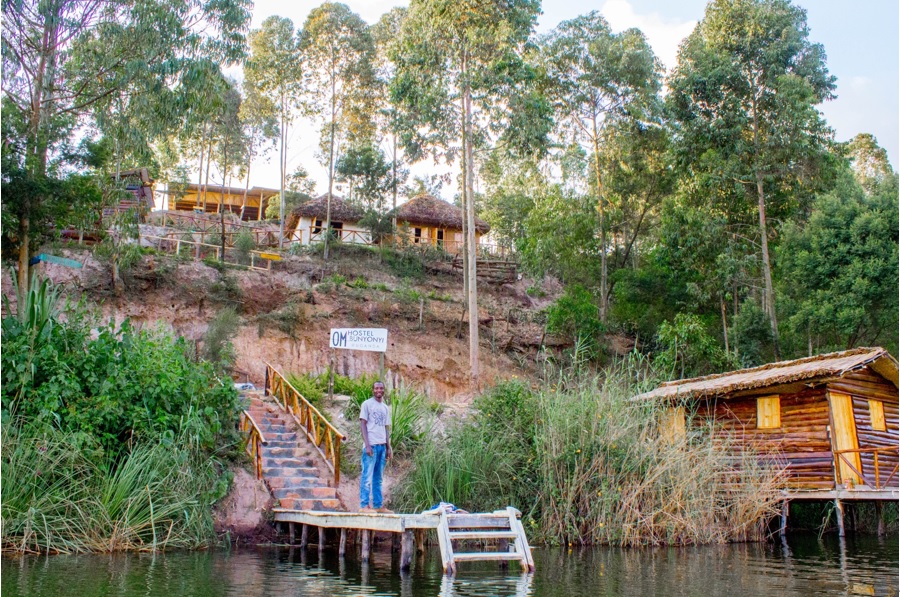 OM HOSTEL BUNYONYI